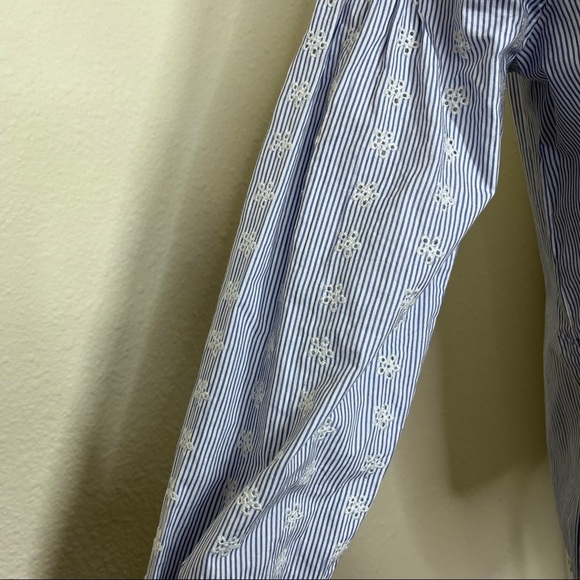 Zara Woman long sleeve pinstripe button down blouse - Picture 4 of 10